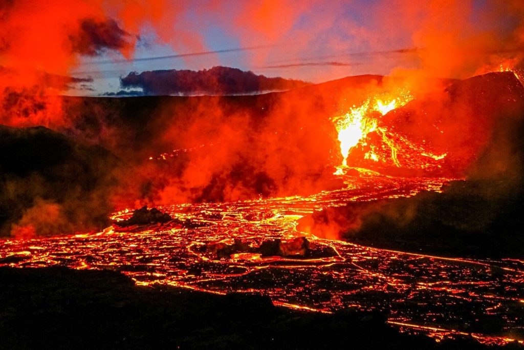 アイスランド 火山 夜 撮影